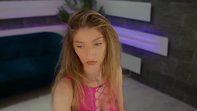 SexyCelline online show from June 20, 4:37 am