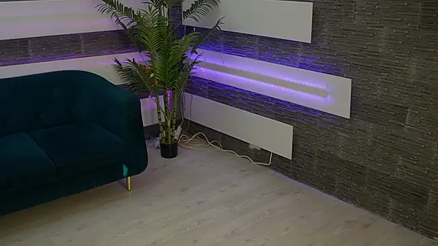 SexyCelline online show from July 3, 4:30 am