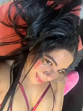 Snapshot of MelissaHex chatting on November 21, 12:15 pm MelissaHex online show from November 21, 12:15 pm