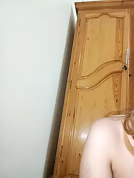 Snapshot of indilasixeey chatting on November 23, 6:57 am indilasixeey online show from November 23, 6:57 am