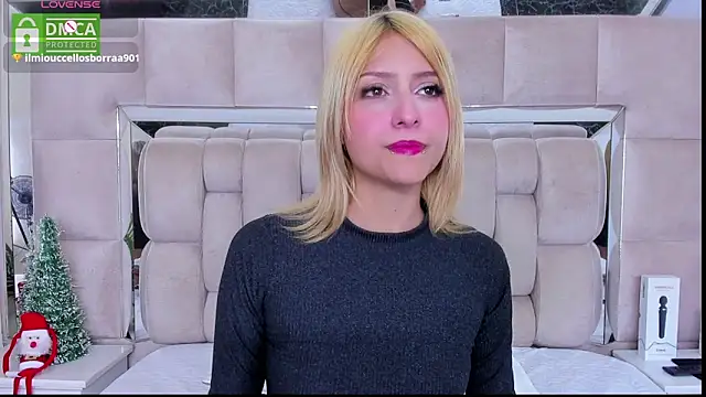 Snapshot of daniiela_beteche777 chatting on November 29, 2:36 am daniiela beteche777 online show from November 29, 2:36 am