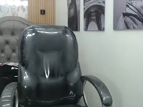 Snapshot of paul_ponce chatting on November 1, 1:02 pm paul ponce online show from November 1, 1:02 pm