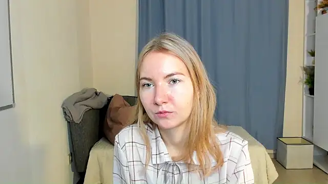 Snapshot of CathyHeximer chatting on November 14, 7:18 am CathyHeximer online show from November 14, 7:18 am