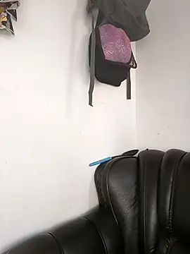 Lunatemptress4 online show from April 8, 2:06 pm