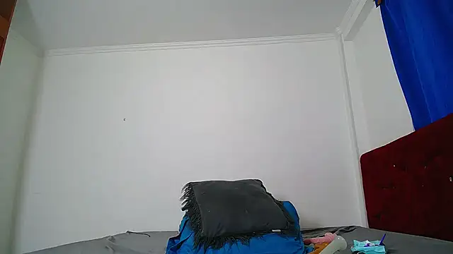 Gigi Scott  online show from February 25, 11:25 pm