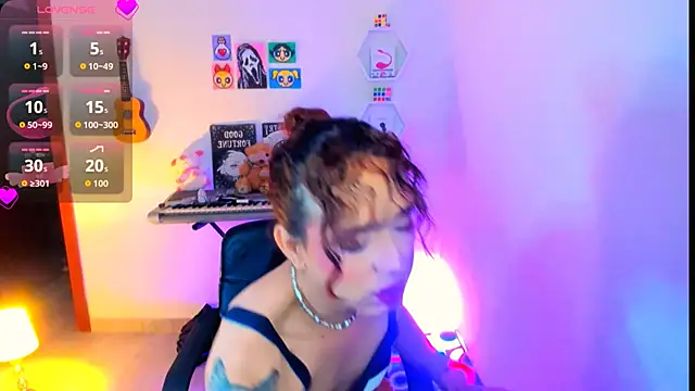 AdelineEsposito online show from February 14, 5:37 am