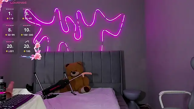 lexirouge   online show from March 13, 7:59 am