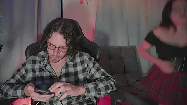 dan and daya online show from January 14, 8:20 am