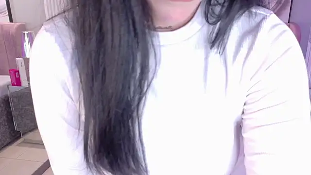 Snapshot of LaurenBecker_ chatting on July 29, 9:46 pm LaurenBecker online show from July 29, 9:46 pm