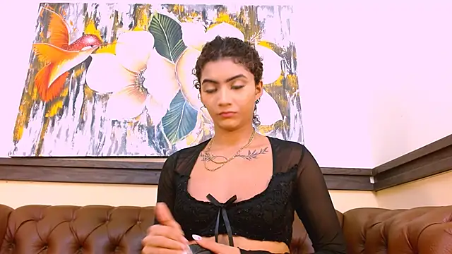 Emma Kiut  online show from November 22, 6:07 pm