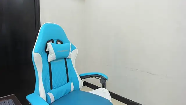 agata18  online show from November 11, 12:38 pm