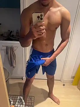 bigDickParis92 online show from October 23, 2:16 pm