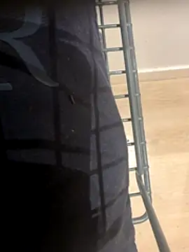 bigDickParis92 online show from October 28, 11:51 pm