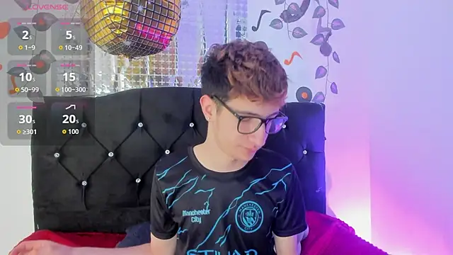 Erick Taylor3 online show from November 1, 5:59 pm