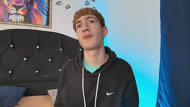 Erick Taylor3 online show from November 25, 6:19 pm