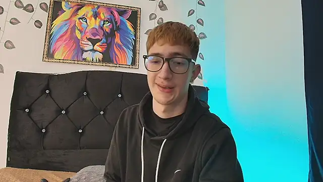 Erick Taylor3 online show from December 1, 6:02 pm