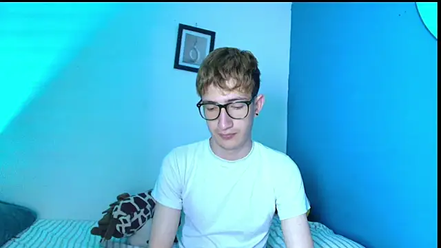 Erick Taylor3 online show from February 25, 8:51 pm