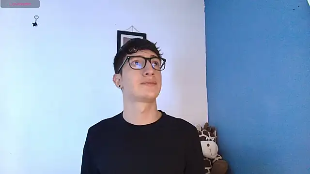 Erick Taylor3 online show from July 27, 8:27 pm