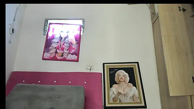 alahia66 online show from May 23, 12:42 pm
