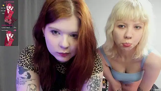 Snapshot of TenderTwos chatting on April 14, 8:04 pm TenderTwos online show from April 14, 8:04 pm