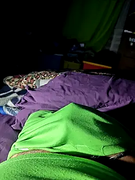 Snapshot of mbrc35 chatting on October 23, 4:23 am mbrc35 online show from October 23, 4:23 am