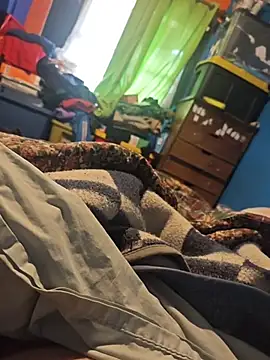 Snapshot of mbrc35 chatting on November 6, 8:32 pm mbrc35 online show from November 6, 8:32 pm