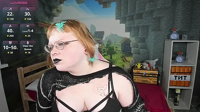 Snapshot of LottieReed chatting on October 30, 4:52 pm LottieReed online show from October 30, 4:52 pm