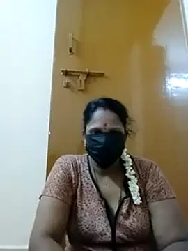 Snapshot of tamilammu1431 chatting on November 16, 5:40 pm tamilammu1431 online show from November 16, 5:40 pm