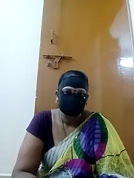 Snapshot of tamilammu1431 chatting on December 4, 1:15 am tamilammu1431 online show from December 4, 1:15 am