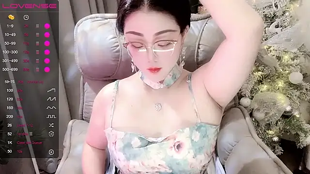 Snapshot of Monica-666888- chatting on May 5, 5:32 pm Monica-666888- online show from May 5, 5:32 pm
