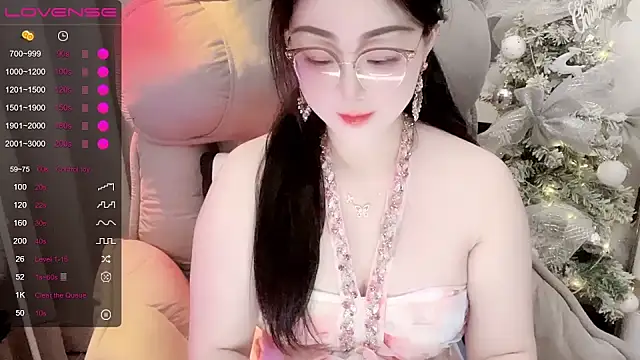 Snapshot of Monica-666888- chatting on May 26, 4:03 pm Monica-666888- online show from May 26, 4:03 pm