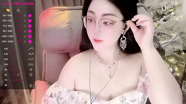 Snapshot of Monica-666888- chatting on June 21, 3:58 pm Monica-666888- online show from June 21, 3:58 pm