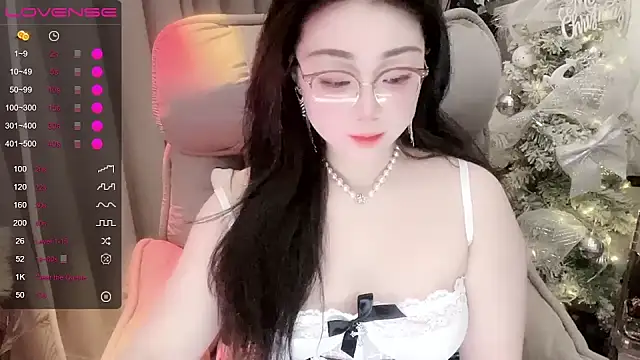 Snapshot of Monica-666888- chatting on June 23, 4:16 pm Monica-666888- online show from June 23, 4:16 pm