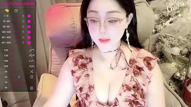 Snapshot of Monica-666888- chatting on July 21, 2:52 pm Monica-666888- online show from July 21, 2:52 pm