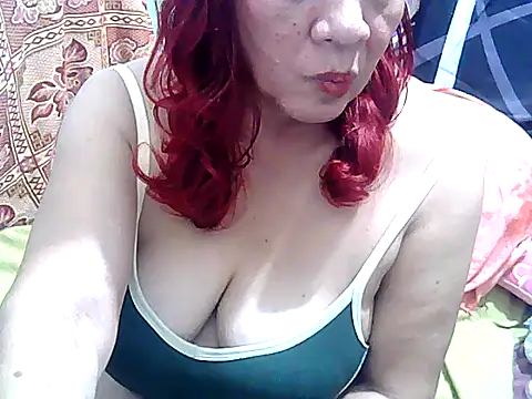 Snapshot of Sweetpinay_mature chatting on May 12, 12:57 pm Sweetpinay mature online show from May 12, 12:57 pm