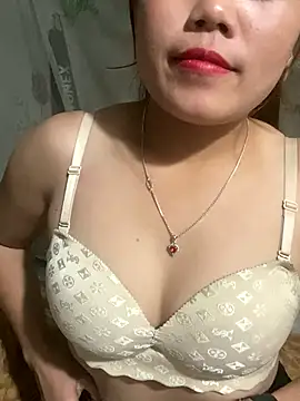 Snapshot of nachi-baby chatting on November 12, 1:17 am nachi-baby online show from November 12, 1:17 am