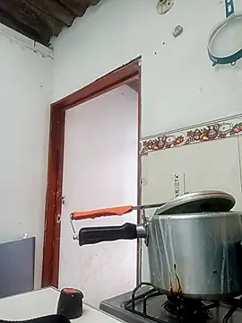 Snapshot of blanca24325 chatting on October 28, 7:38 pm blanca24325 online show from October 28, 7:38 pm