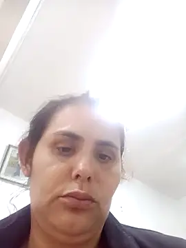 Snapshot of blanca24325 chatting on November 25, 3:12 pm blanca24325 online show from November 25, 3:12 pm