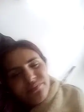 Snapshot of blanca24325 chatting on December 3, 4:20 am blanca24325 online show from December 3, 4:20 am