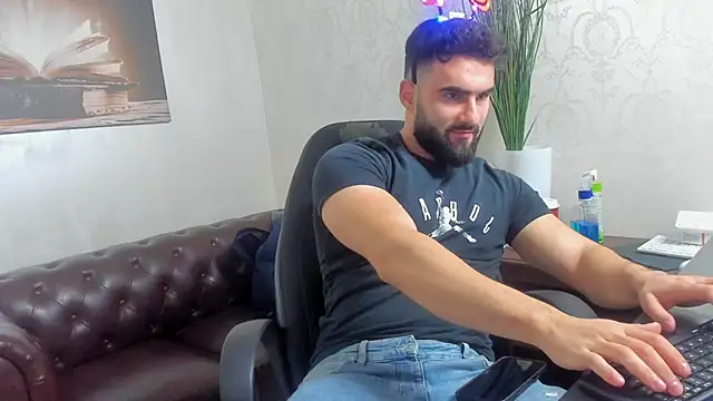 MicahLane online show from October 27, 5:33 am