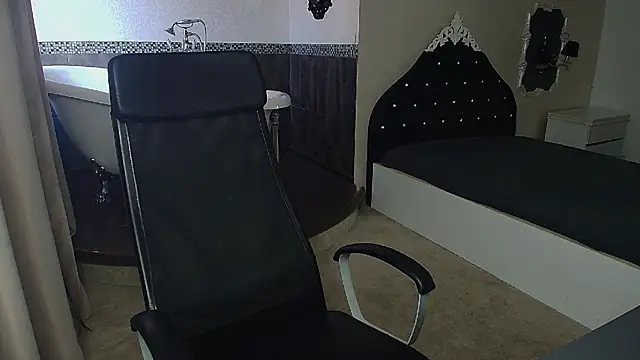 MicahLane online show from July 5, 4:19 am