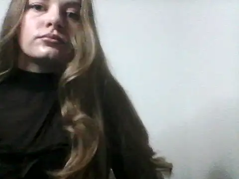 Snapshot of EllaMoonlight chatting on November 19, 9:26 pm EllaMoonlight online show from November 19, 9:26 pm