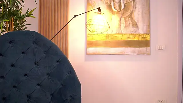 Aisha Bee online show from March 16, 9:35 am