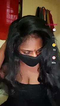 Snapshot of sivashree chatting on August 1, 12:32 am sivashree online show from August 1, 12:32 am