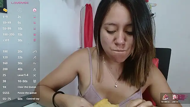 LunaaMorena online show from January 6, 1:15 pm