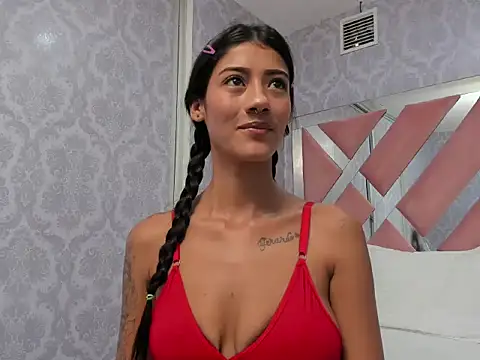 Snapshot of milkybaby_ chatting on November 4, 11:42 am milkybaby online show from November 4, 11:42 am