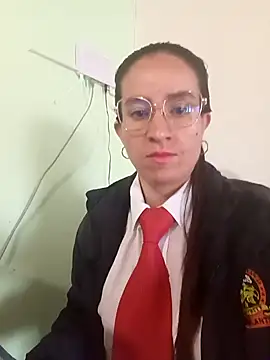 Snapshot of Valentina--1 chatting on November 11, 11:54 am Valentina--1 online show from November 11, 11:54 am