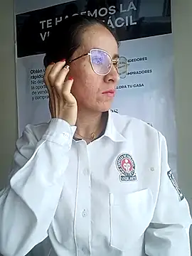 Snapshot of Valentina--1 chatting on November 30, 1:04 pm Valentina--1 online show from November 30, 1:04 pm