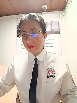 Snapshot of Valentina--1 chatting on July 8, 10:42 am Valentina--1 online show from July 8, 10:42 am