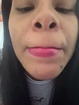 Snapshot of NikolRose chatting on November 9, 10:41 pm NikolRose online show from November 9, 10:41 pm